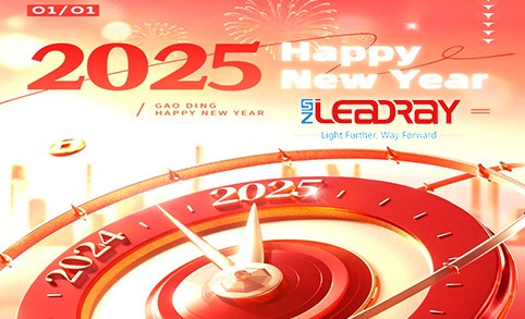 ​我们迎来了 2025 年新年，并与最重要的人分享这些鼓舞人心的新年决心！